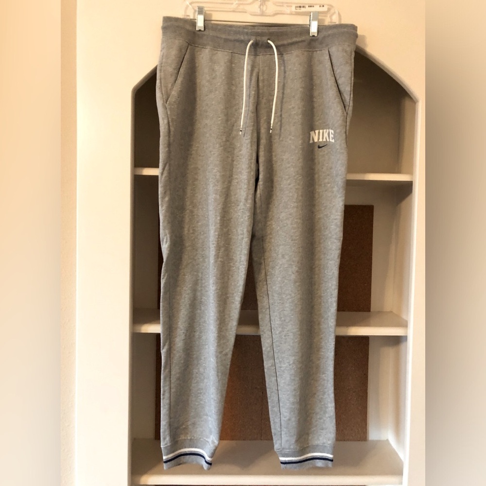 Nike Sweatpants